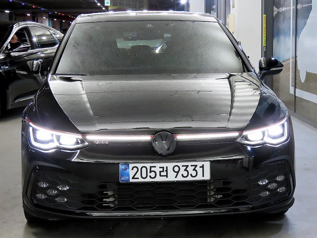 Volkswagen Golf - Vista 2