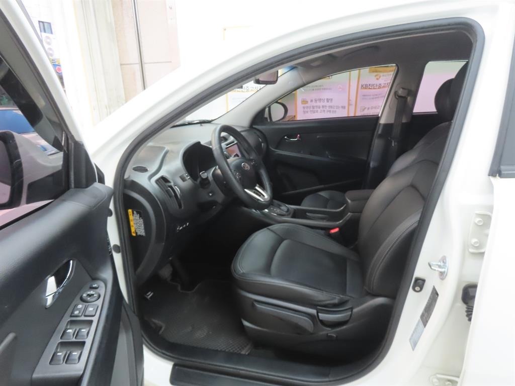 KIA Sportage - Vista 9