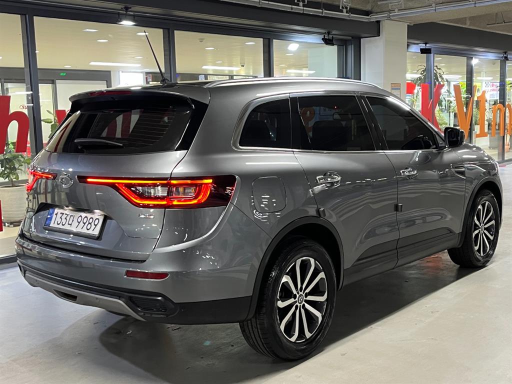 SAMSUNG QM6 - Vista 4