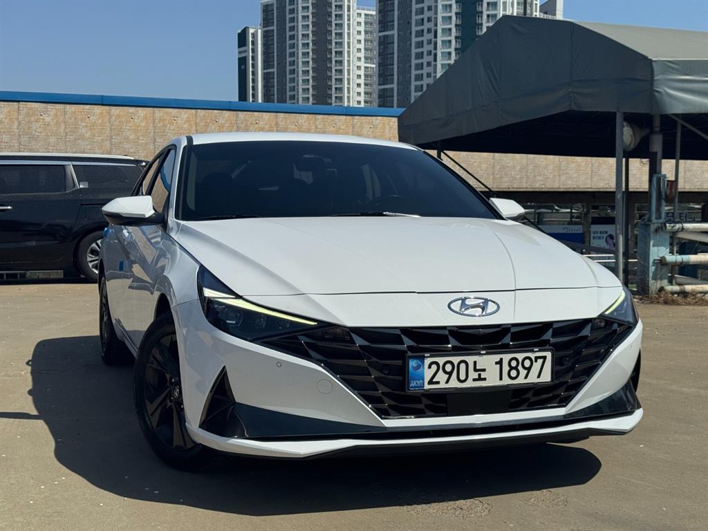 HYUNDAI Avante 2021 Blanco - Importación desde Corea - HF Imports Iquique - Foto 1
