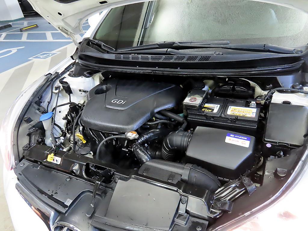 HYUNDAI Avante 2014 Blanco - Importación desde Corea - HF Imports Iquique - Foto 19