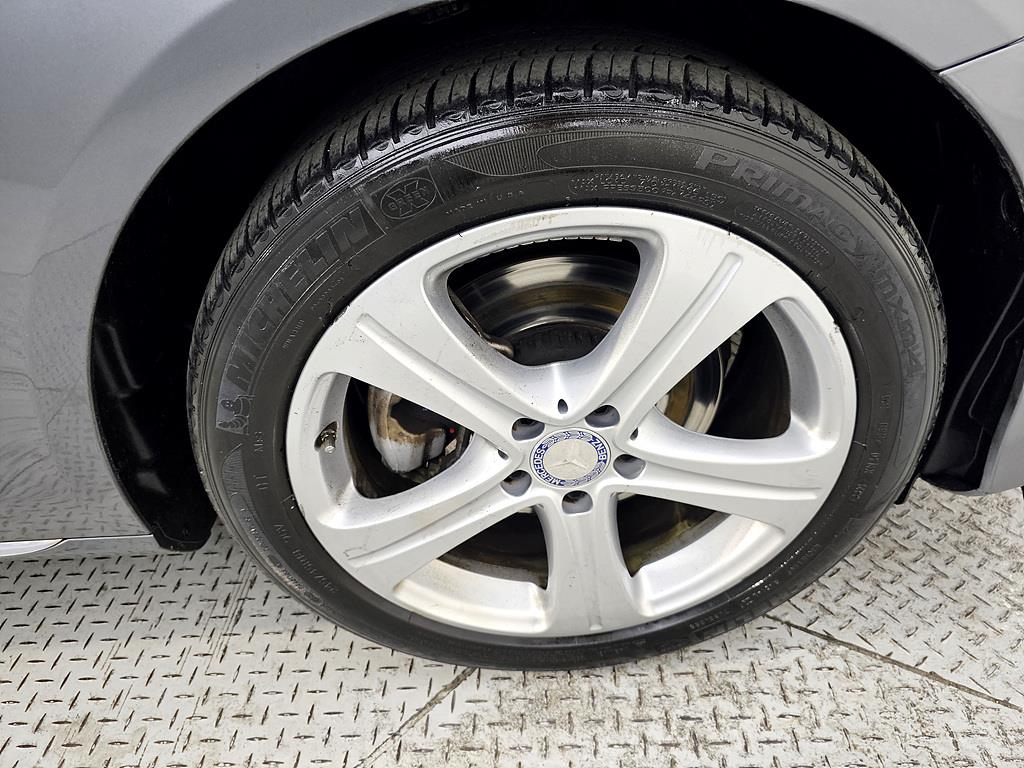 Mercedes Benz E class 2017 Gris - Importación desde Corea - HF Imports Iquique - Foto 20