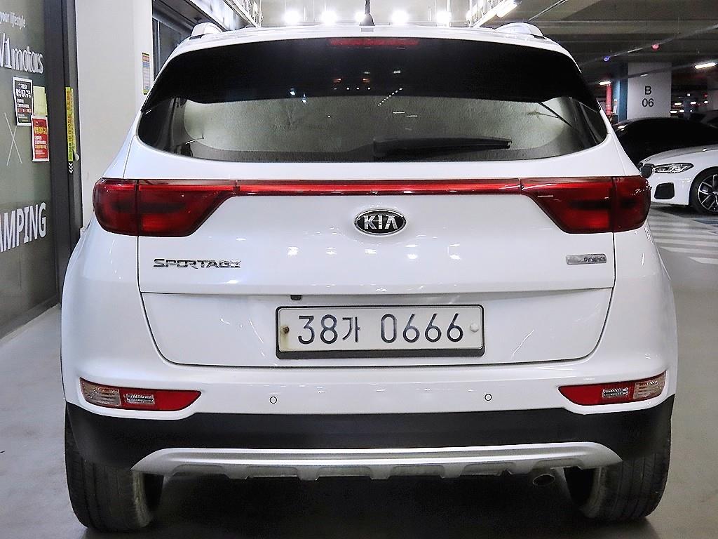 KIA Sportage - Vista 5