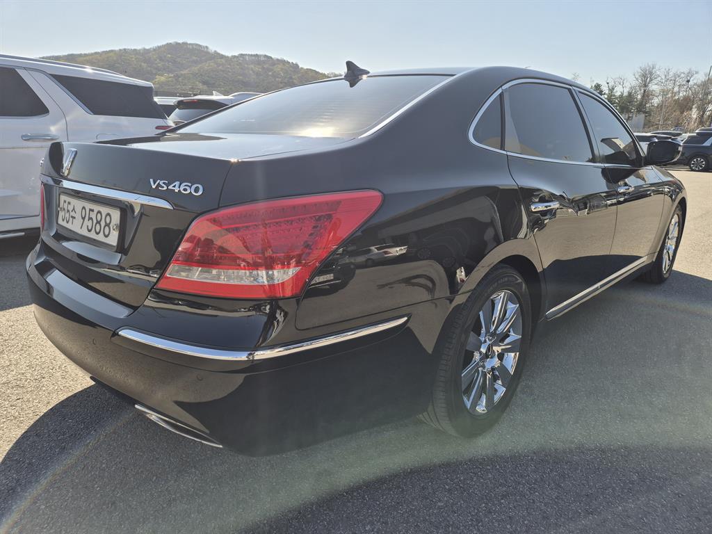 HYUNDAI Equus - Vista 4