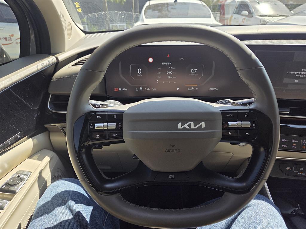 KIA Carnival - Vista 6