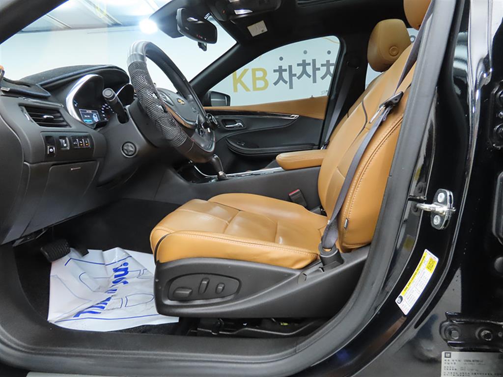 Chevrolet Impala - Vista 5