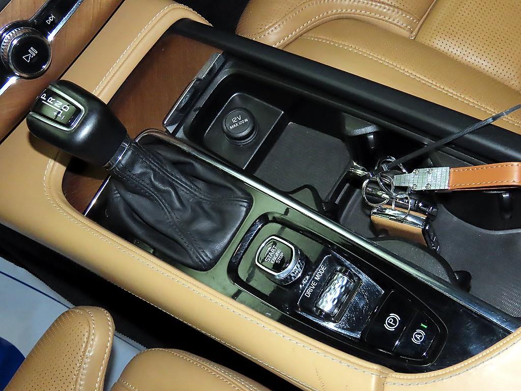 Volvo XC90 - Vista 12