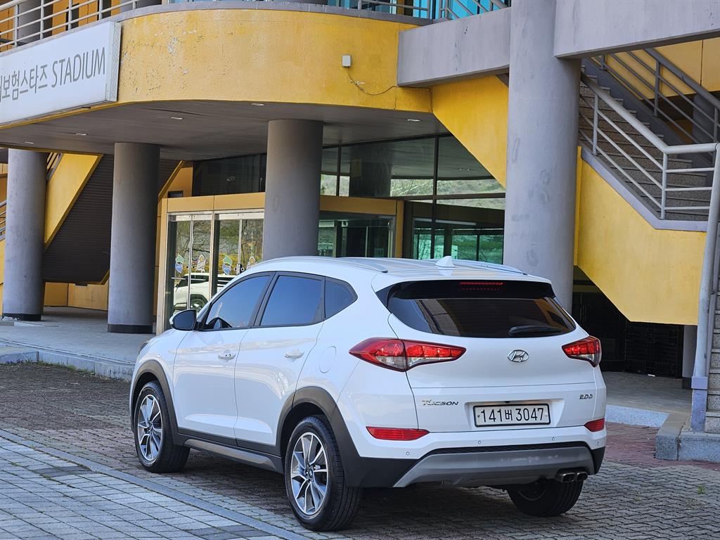 HYUNDAI Tucson - Vista 6