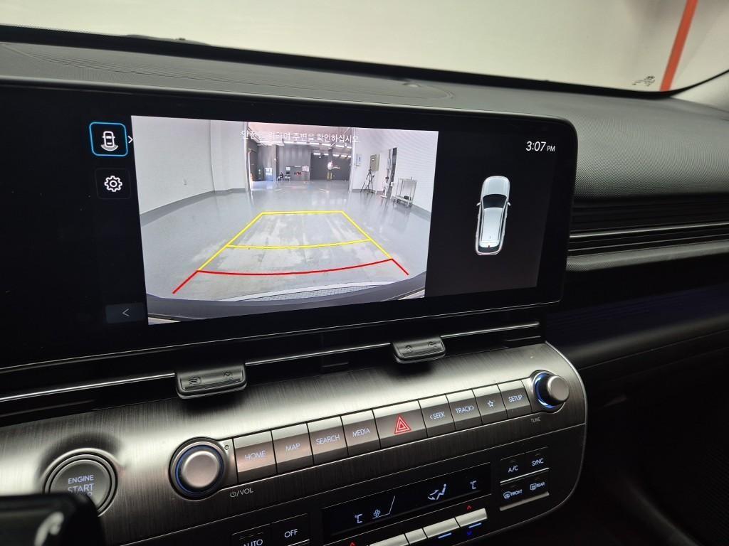 HYUNDAI Kona - Vista 12