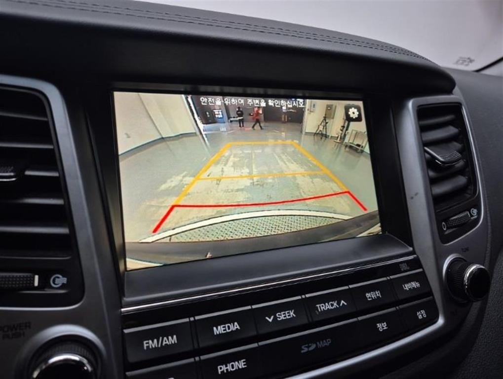 HYUNDAI Tucson 2017 Gris - Importación desde Corea - HF Imports Iquique - Foto 14