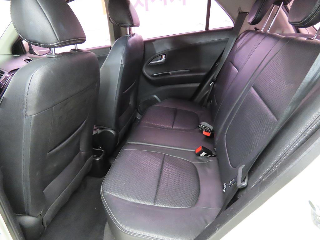 KIA Morning - Vista 6