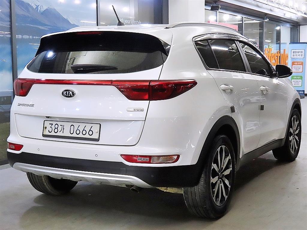 KIA Sportage - Vista 4