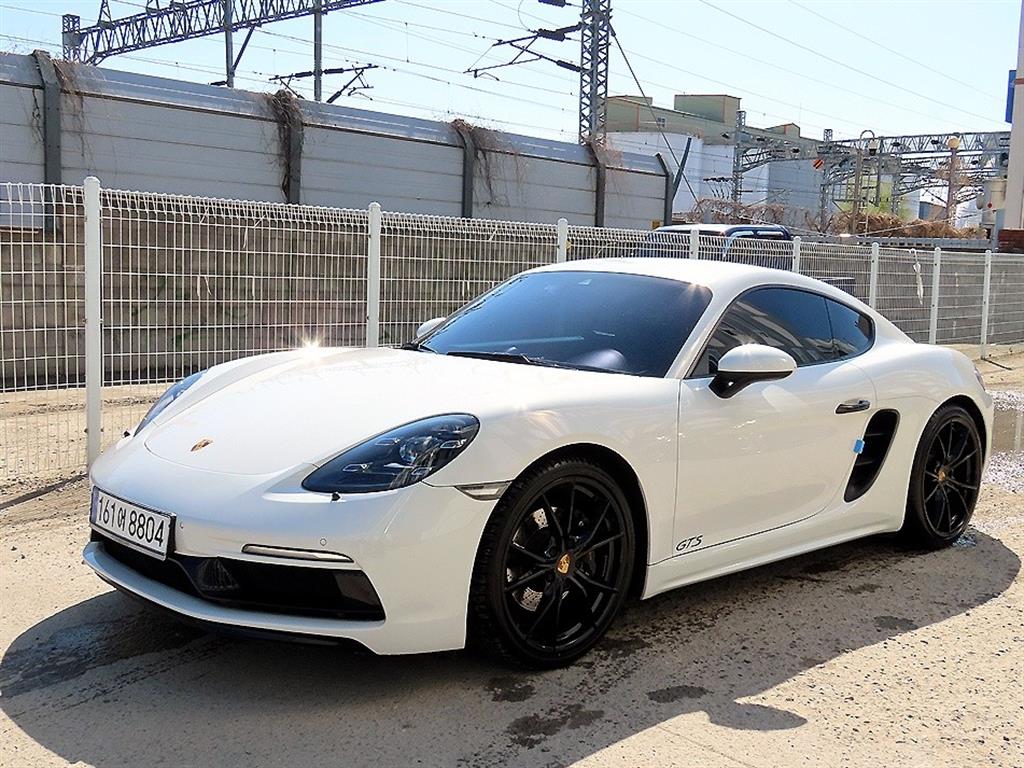 Porsche 718 - Vista 2