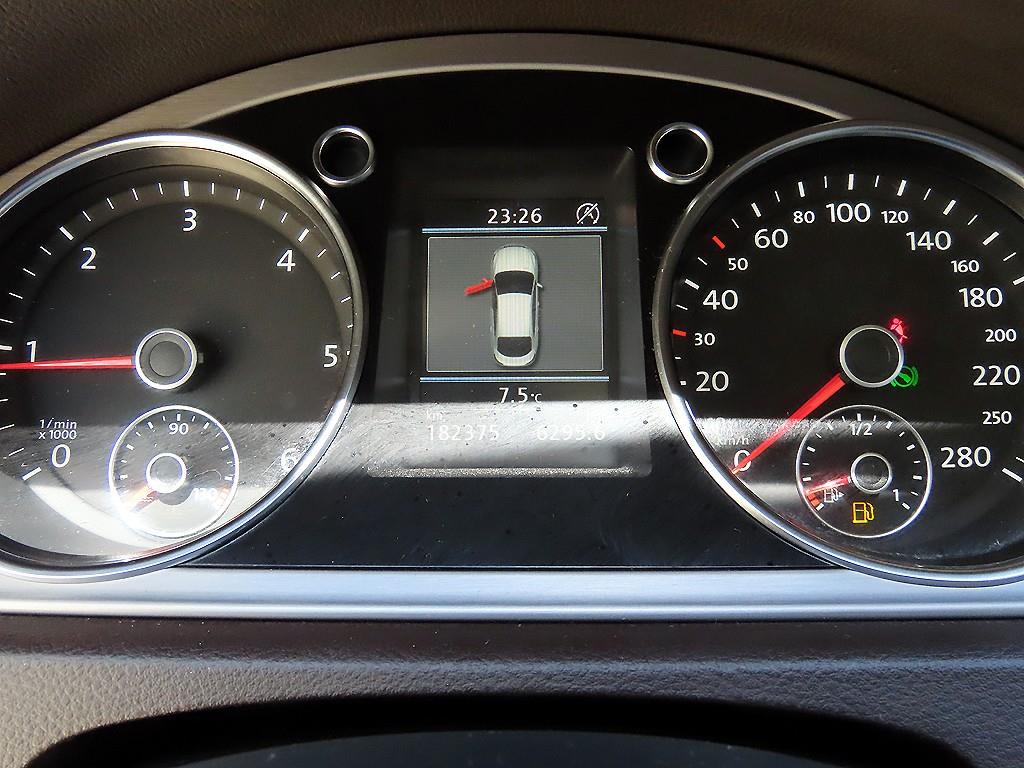 Volkswagen CC - Vista 9