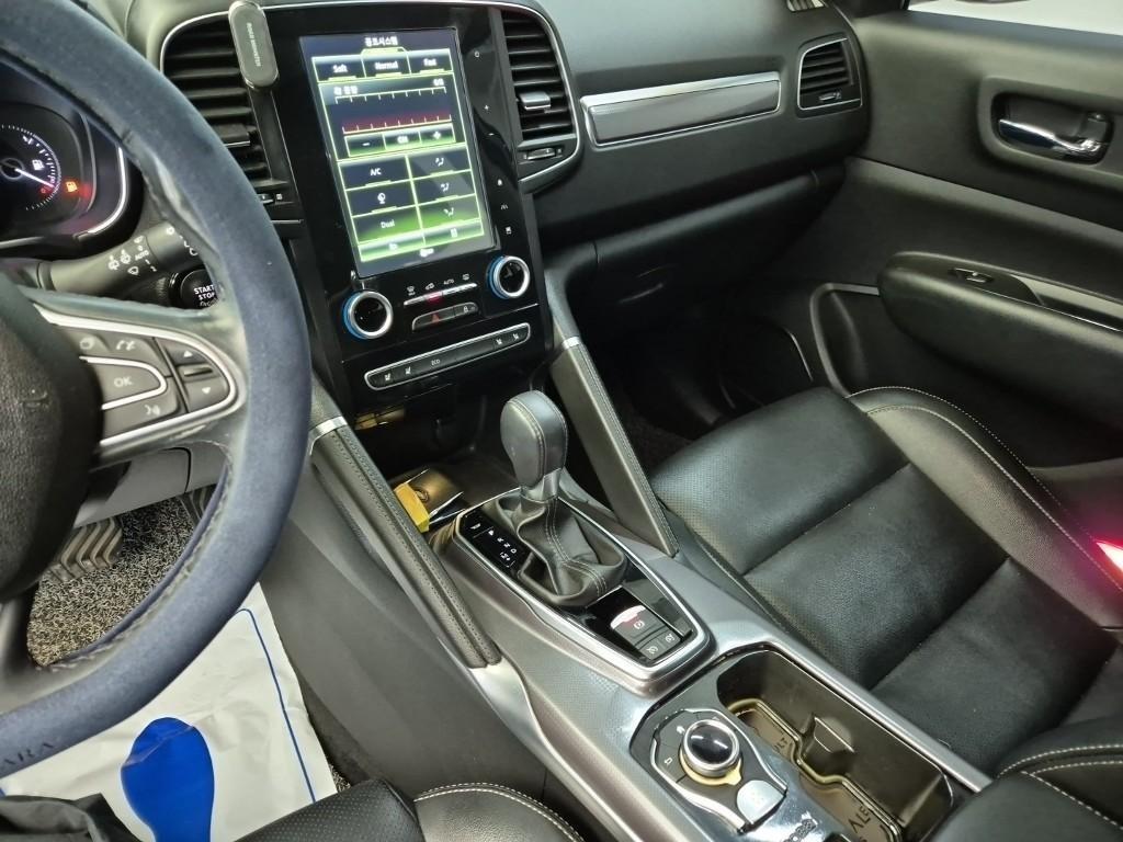 SAMSUNG QM6 - Vista 10