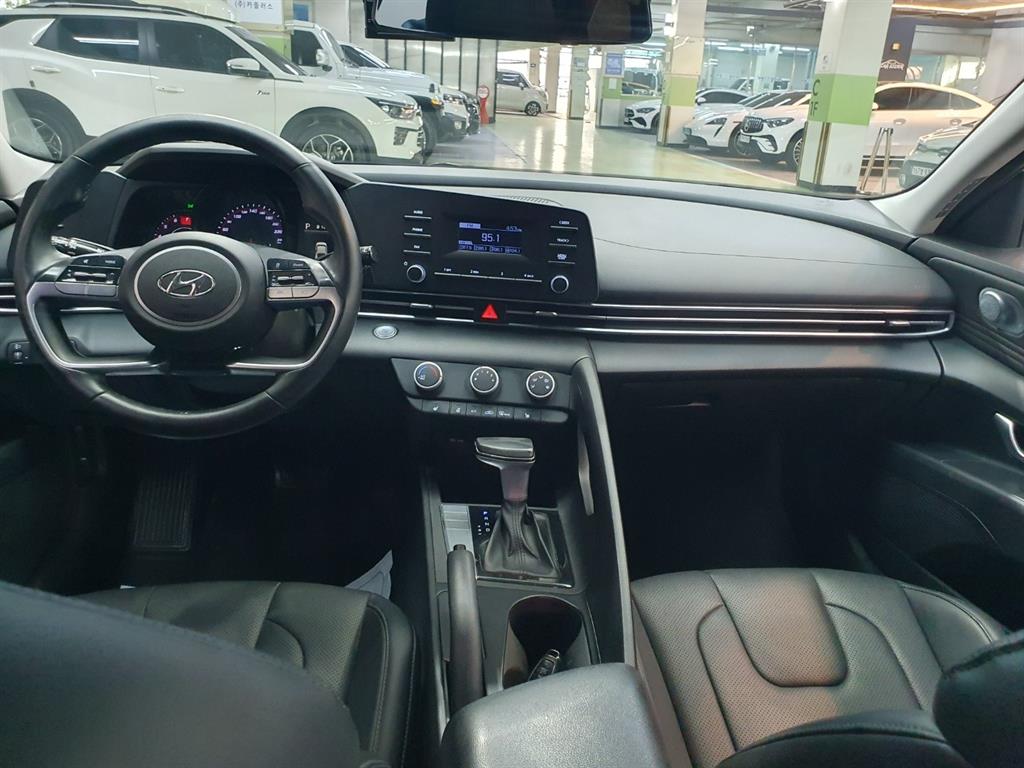 HYUNDAI Avante 2021 Blanco - Importación desde Corea - HF Imports Iquique - Foto 15