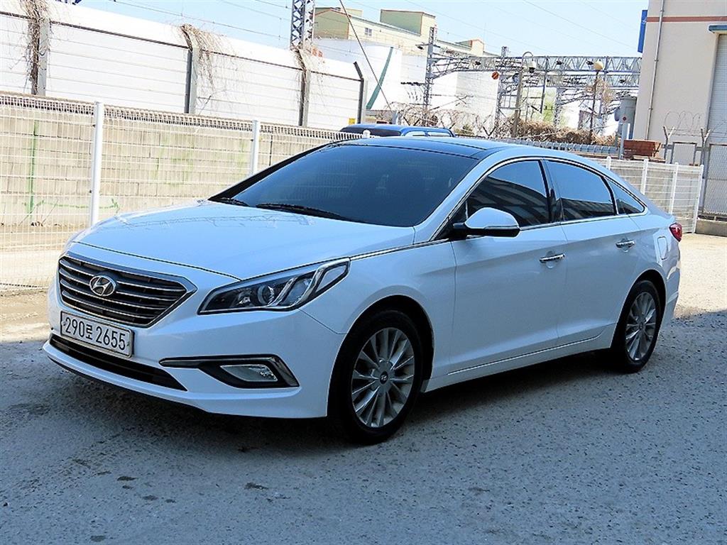 HYUNDAI Sonata - Vista 2