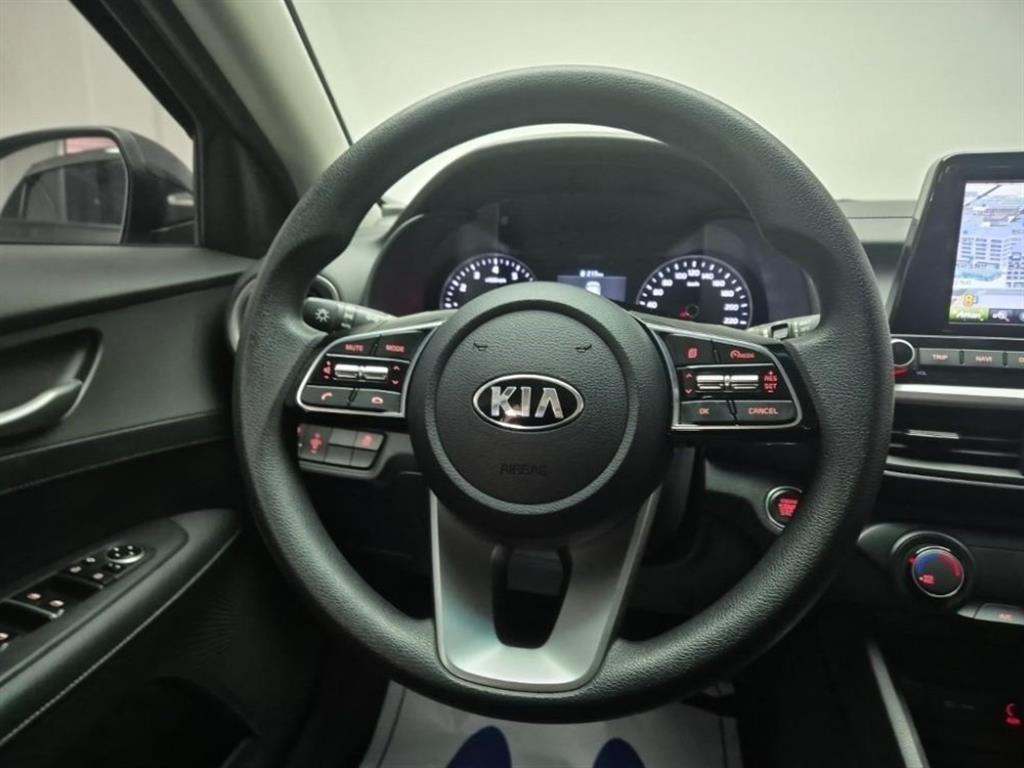 KIA K3 - Vista 9