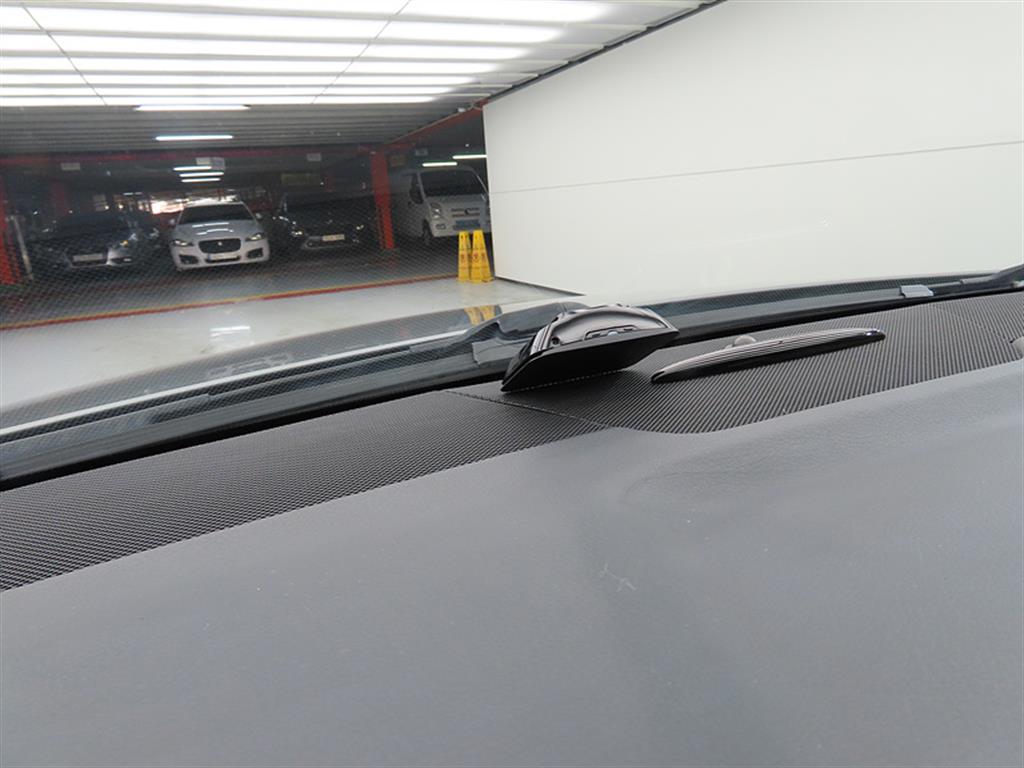 Mercedes Benz C Class - Vista 11