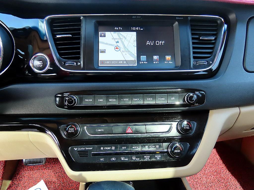 KIA Carnival 2017 - Importación desde Corea - HF Imports Iquique - Foto 14