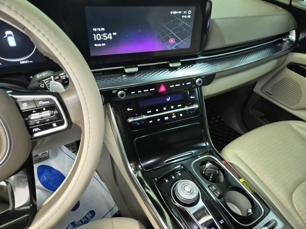 KIA Carnival - Vista 10