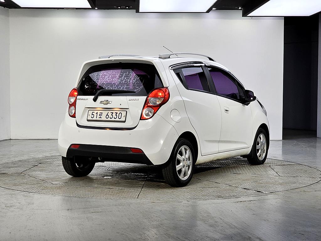 Chevrolet Spark - Vista 4