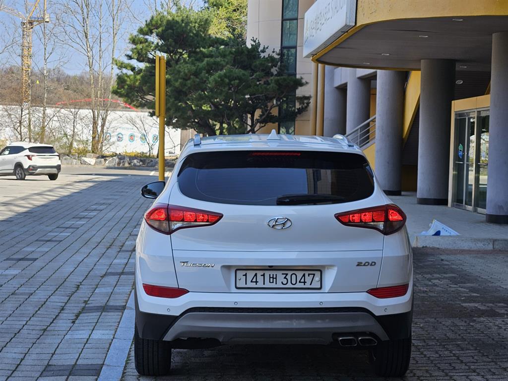 HYUNDAI Tucson - Vista 5