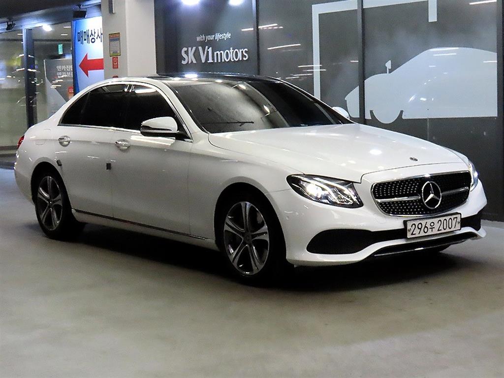 Mercedes Benz E class 2019 Blanco - Importación desde Corea - HF Imports Iquique - Foto 1