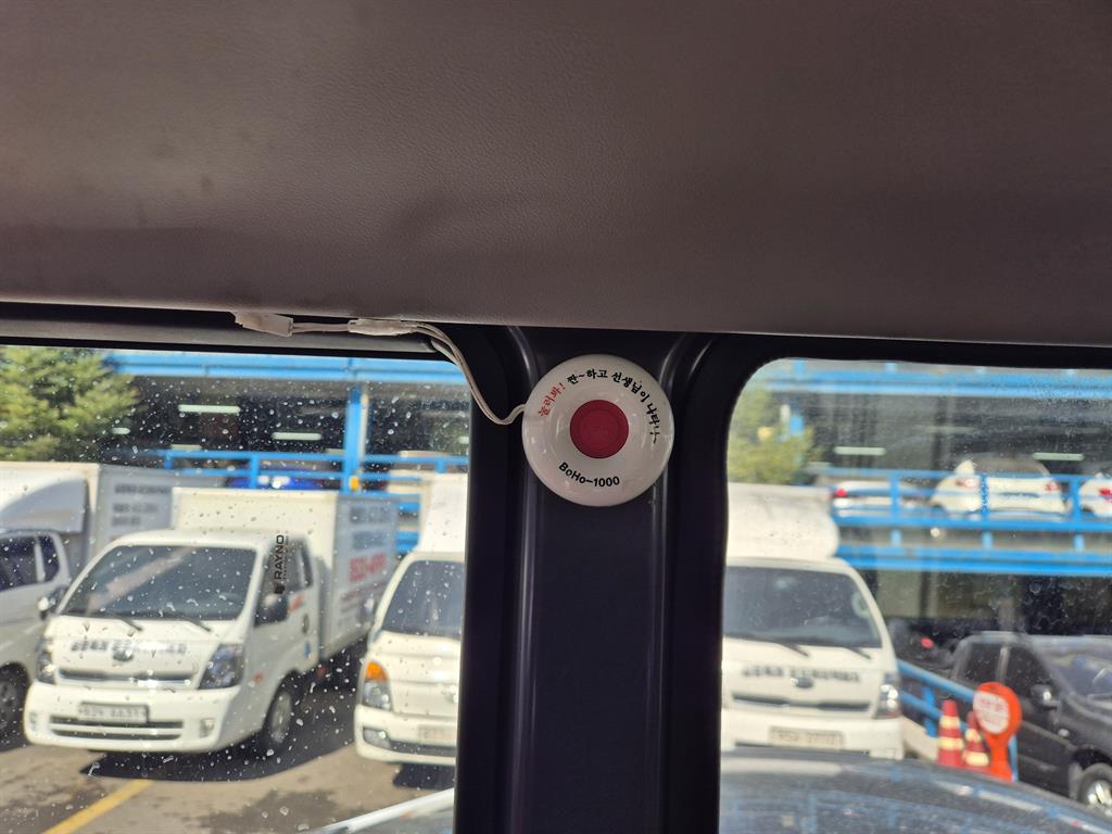 medium and large bus Hyundai bus 2017 Amarillo - Importación desde Corea - HF Imports Iquique - Foto 18