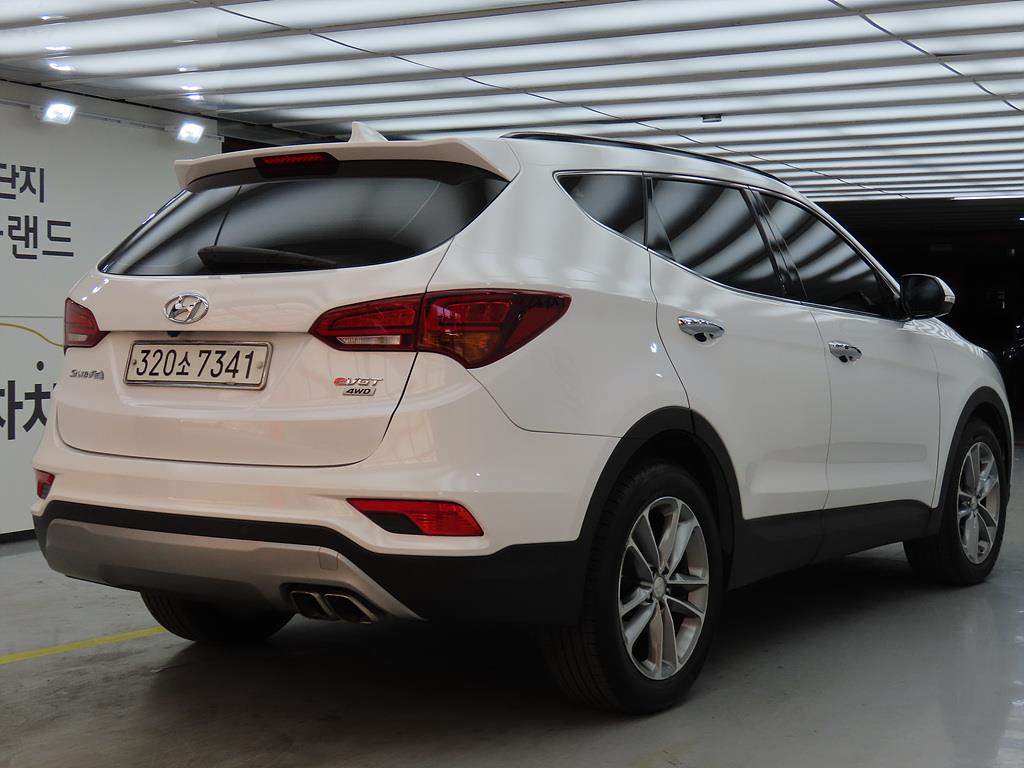 HYUNDAI Santa Fe - Vista 4