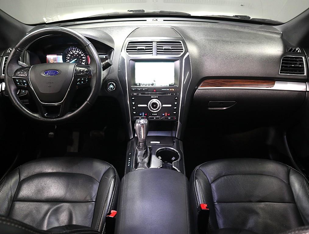 Ford Explorer - Vista 5