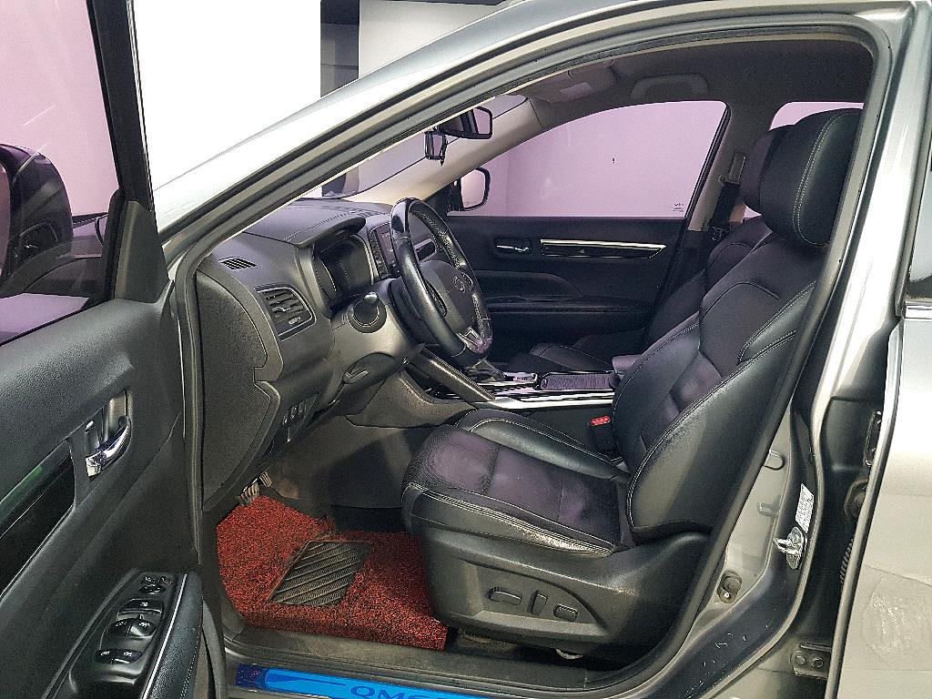 SAMSUNG QM6 - Vista 8