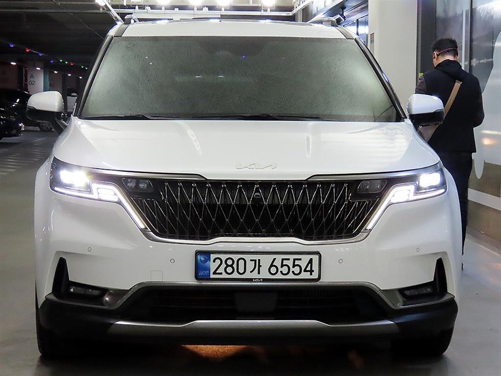 KIA Carnival - Vista 2