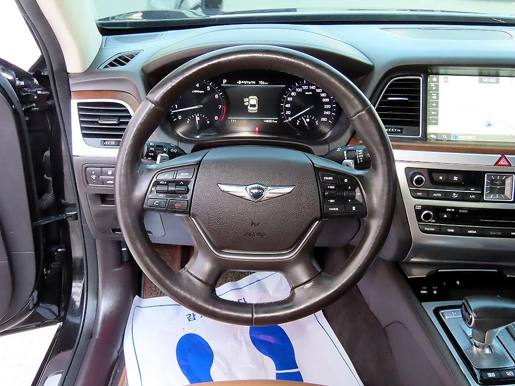 Genesis G80 - Vista 8