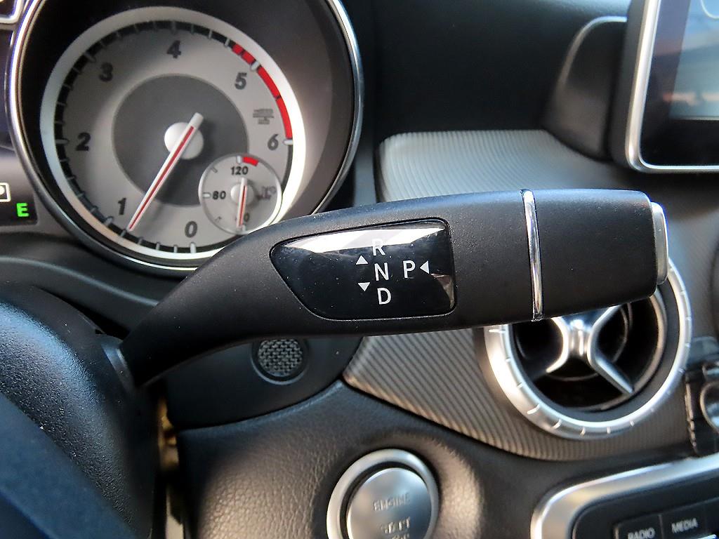 Mercedes Benz CLA Class - Vista 10