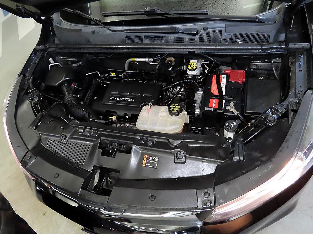 Chevrolet Trax 2018 Negro - Importación desde Corea - HF Imports Iquique - Foto 17