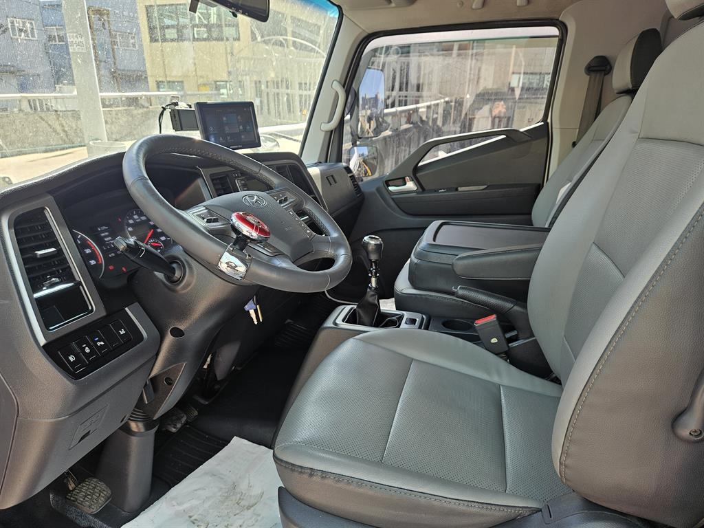 medium and large cargo Cargo - Vista 7