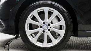 Mercedes Benz E class - Vista 10