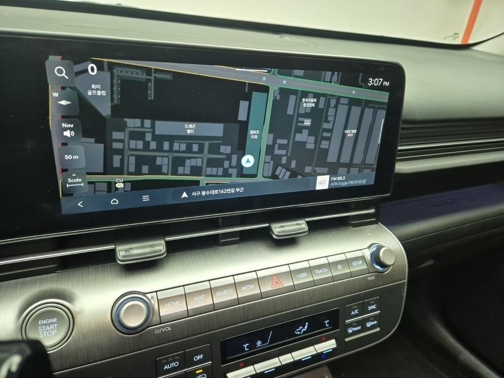 HYUNDAI Kona - Vista 11