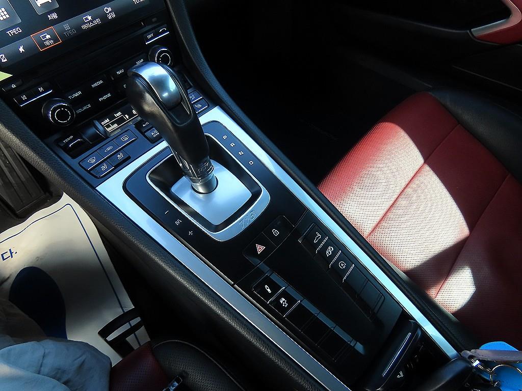 Porsche 718 - Vista 9