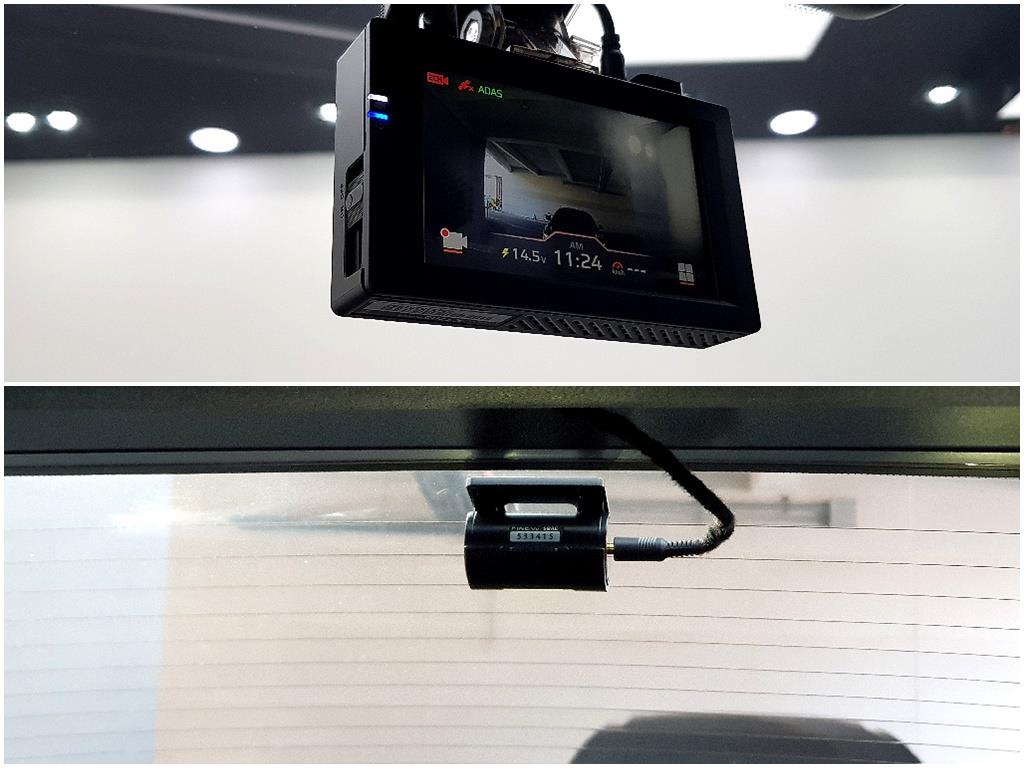 KIA Stinger - Vista 12