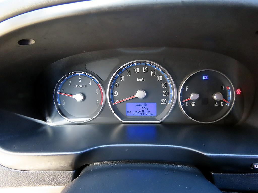 HYUNDAI Santa Fe - Vista 9