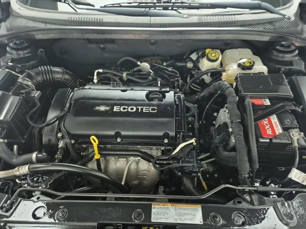 Chevrolet Cruise - Vista 5