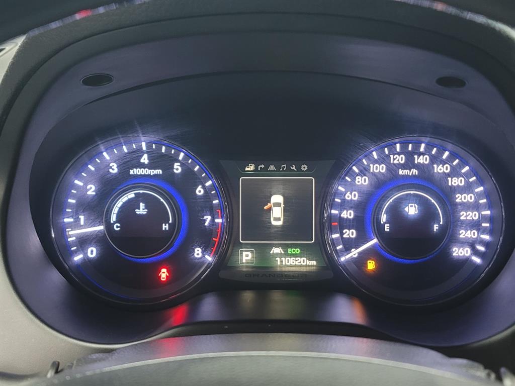 HYUNDAI Grandeur - Vista 11