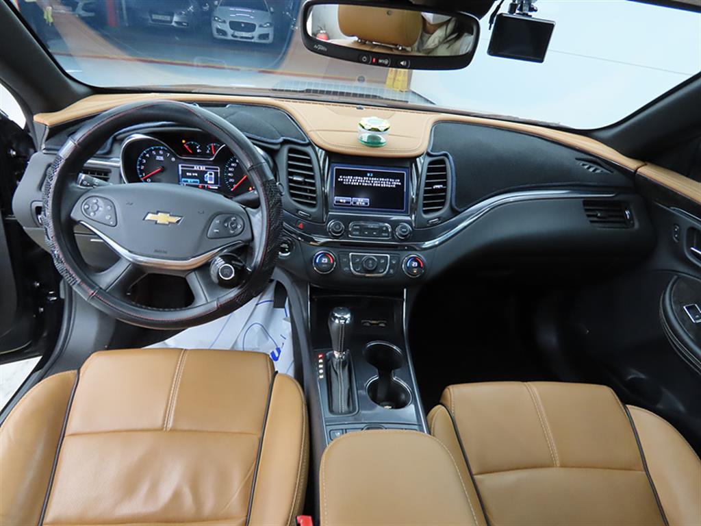 Chevrolet Impala - Vista 7