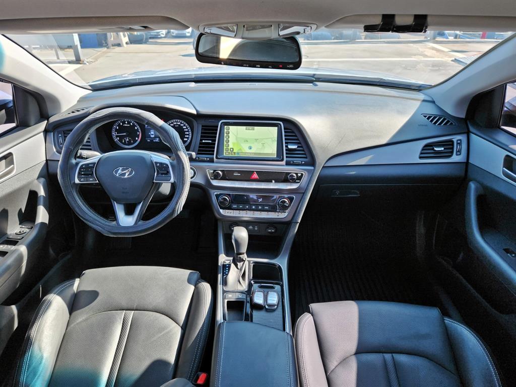 HYUNDAI Sonata - Vista 7