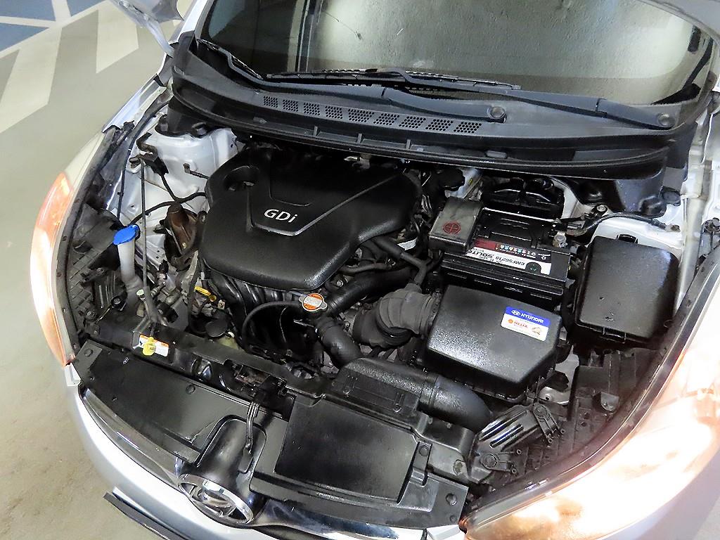 HYUNDAI Avante 2011 Gris - Importación desde Corea - HF Imports Iquique - Foto 18