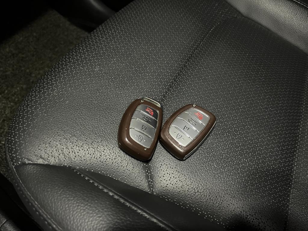 HYUNDAI Avante 2017 Blanco - Importación desde Corea - HF Imports Iquique - Foto 18