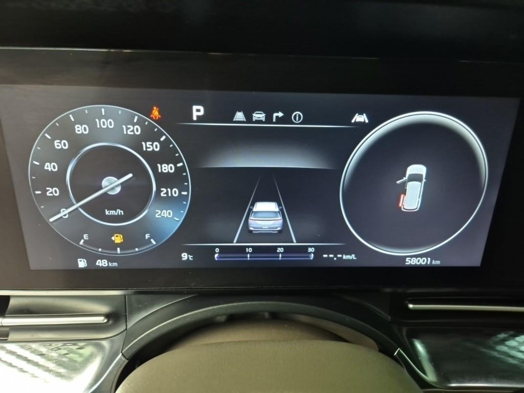 KIA Carnival - Vista 6