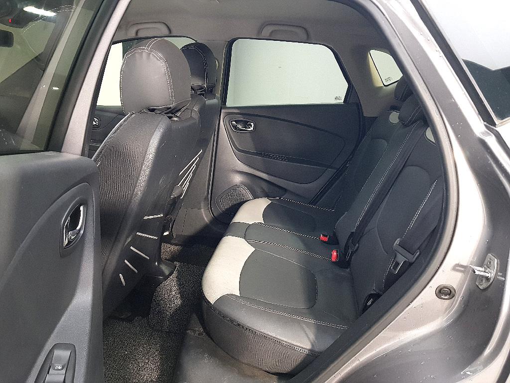 SAMSUNG QM3 - Vista 9